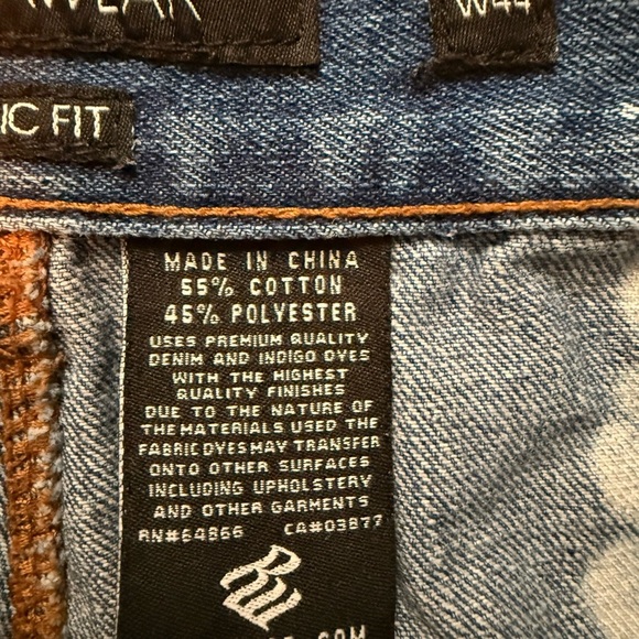 Rocawear Mens Classic Straight Leg Jeans with Artistic Bleach Pattern Tag Sz 44 - Picture 6 of 15